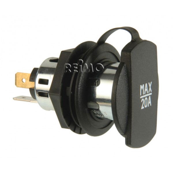 Cigarette light socket max. 20A