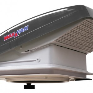 Люк с вентилатор 40x40 MaxxFan Deluxe Compact