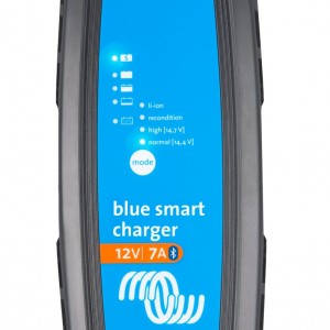 Victron Blue Smart IP65 Charger 12/7 + DC connector