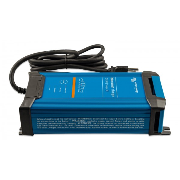 Зарядно устройство Victron Blue Smart IP22 Charger 12/30 (1)